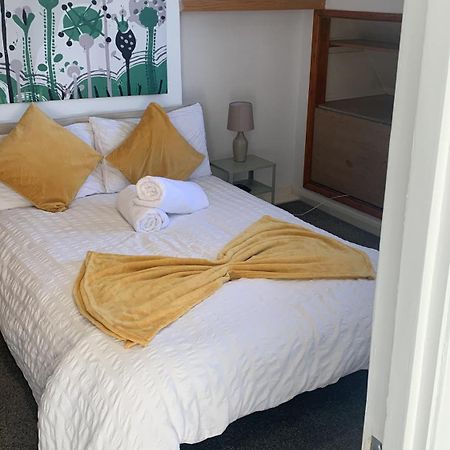 Wandsworth, South London Deluxe King Room 4 외부 사진