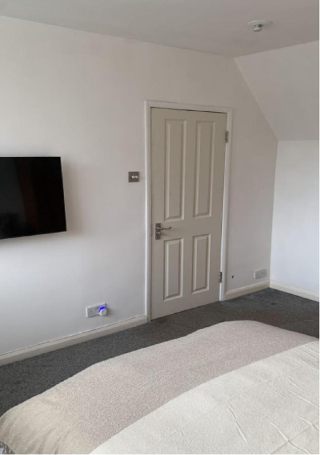 Wandsworth, South London Deluxe King Room 4 외부 사진