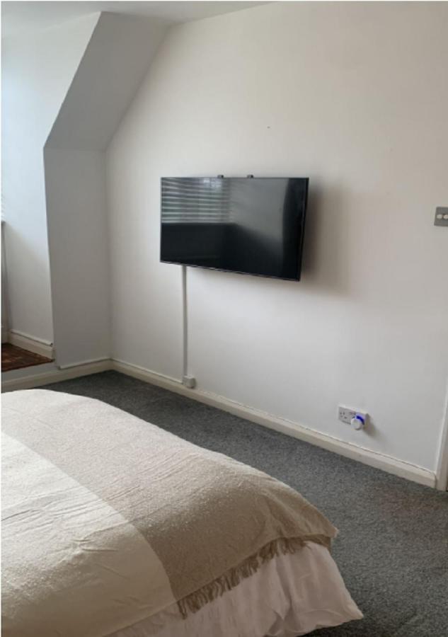 Wandsworth, South London Deluxe King Room 4 외부 사진