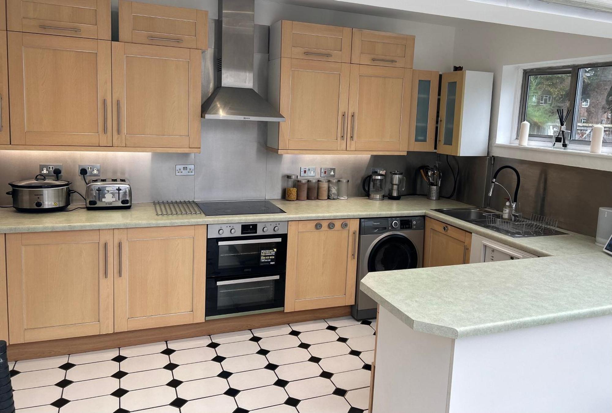 Wandsworth, South London Deluxe King Room 4 외부 사진